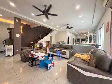 Semi-Detached House For Sale in Ambang Botanic,SGR