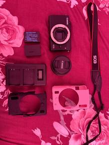 Canon M200