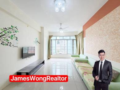 Condominium For Rent in The Peak Residences