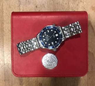 OmegaSeamasterProfessional DiverWatch TradeInReady