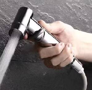 Bidet spray