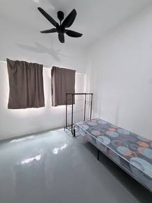 Room in Kulai, JHR