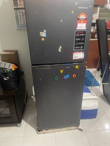 Panasonic fridge 225L