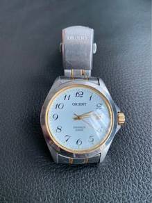 VINTAGE QUARTZ ORIENT WATCH (Men)