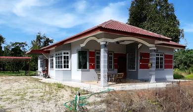 Bungalow House For Rent in Muar,JHR