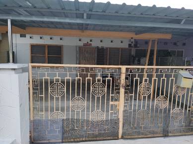 Room in Teluk Intan, PRK