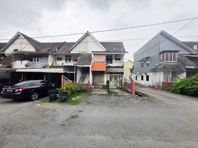 Townhouse For Sale in Ampang,SGR