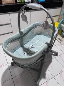Baby Crib (Chicco)