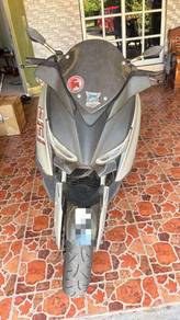 Yamaha XMAX