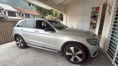 Mercedes Benz GLC200 200 (CKD) in Ampang, SGR