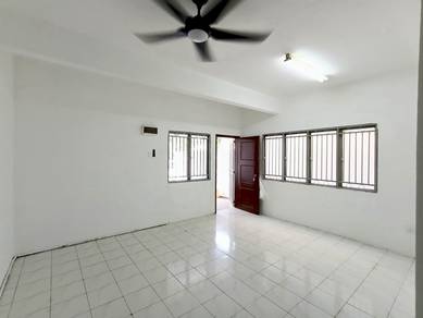 Townhouse For Rent in Rawang,SGR