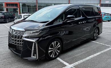 Toyota Alphard 2.5 SC in Puchong, SGR