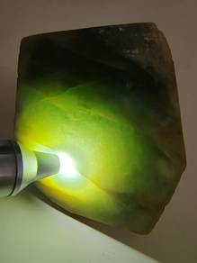 Batu Mentah Giok Jadeite Hijau Ais Kaca Burma