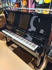 Yamaha Upright Piano YUA