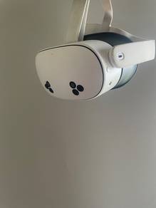 Oculus Quest 3s 128gb LIKE NEW condition
