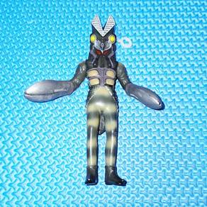 Vintage 1994 Bandai Alien Baltan Ultraman Monster