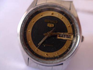 Seiko 5 Automatic Black/Gold Dial Watch