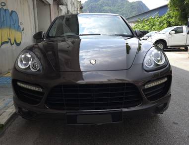 2010 Porsche Cayenne Turbo TURBO