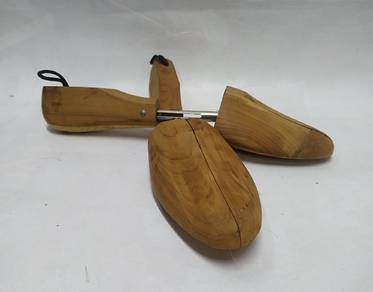 Antique Red cedar Shoe tree