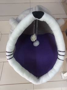 small.cat's bed 