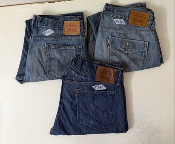 Levi’s Jeans sz 36 Combo::))