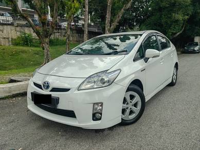 Toyota Prius (HYBRID) in Seri Kembangan, SGR