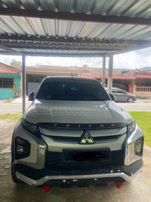 Mitsubishi Triton VGT PREMIUM in Durian Tunggal, MLK
