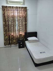 Room in Bukit Katil, MLK