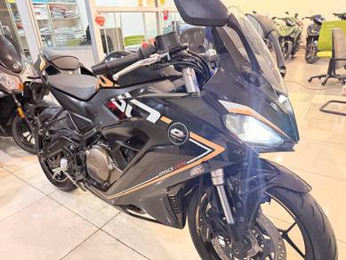 QJ Motor SRK250RR