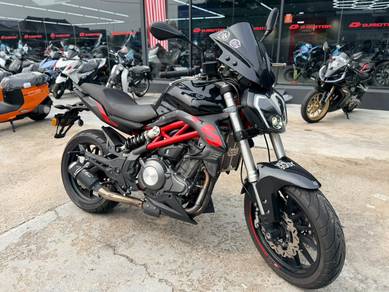 Benelli TNT 249S