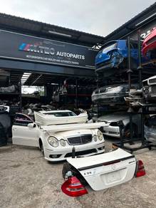 Mercedes Benz W211 E55 AMG CKD