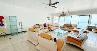 Condominium For Sale in The Regency (Persiaran Gurney)