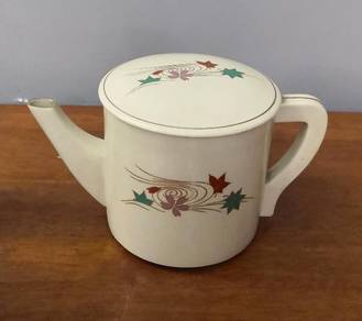 Large pottery teapot flat lid