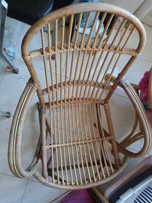 rattan chair 