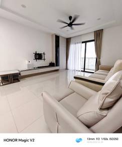 Condominium For Sale in Damansara Seresta