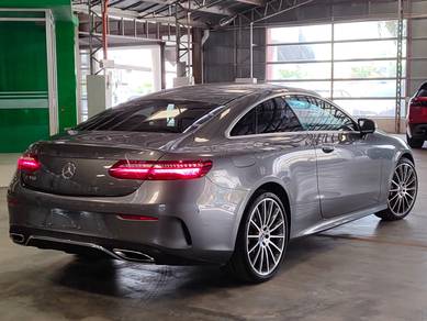 Mercedes Benz E300 300 COUPE AMG LINE in Puchong South, SGR