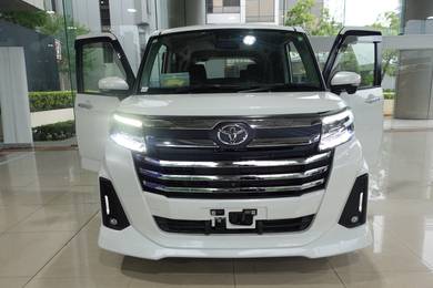 Toyota Roomy CUSTOM in Subang Jaya, SGR