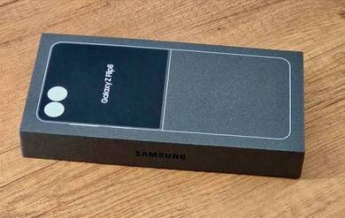 Samsung Galaxy Z Flip 8
