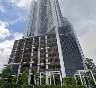 Condominium For Sale in The Valley @ SkySierra