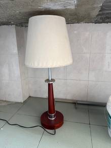 Classic Wooden & Chrome Table Lamp / Lampu Meja