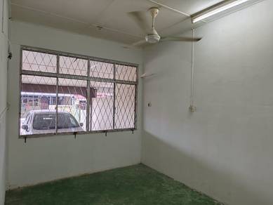 Room in Kuching, SWK