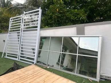 Sliding door