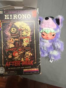 PopMart Hirono After Dark - Off Script