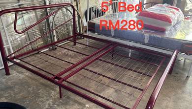 Queen and single bed