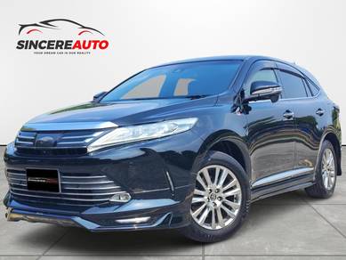 Toyota Harrier LUXURY in Cheras, KUL