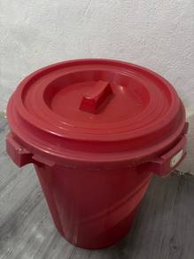 Tong Isi air