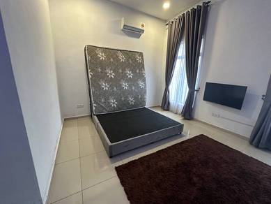 Room in Setia Alam, SGR