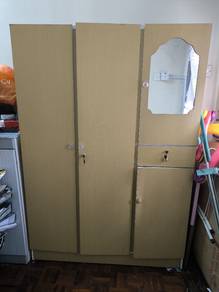 3-Door Wardrobe with Mirror for Sale