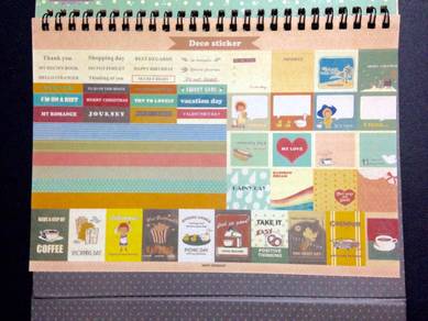 Lavels Mon Roman Monthly Scheduler 2012/2013