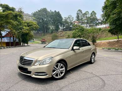 Mercedes Benz E300 300 AVANTGARDE (CKD) in Cheras, KUL
